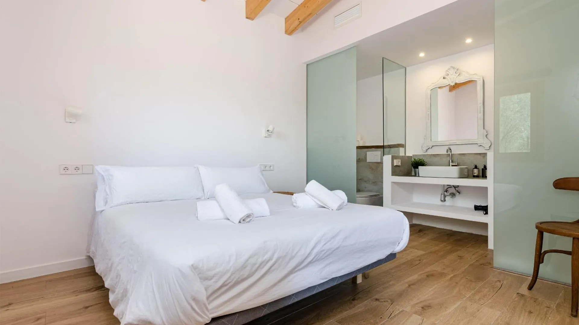 Agroturismo Cal Tio 4, Yourhouse Costitx  Farm stay Costitx (Mallorca)