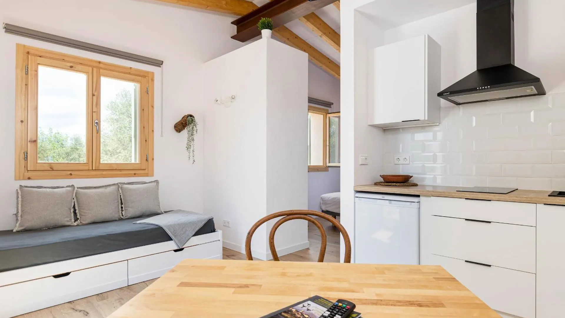 Farm stay Agroturismo Cal Tio 4, Yourhouse Costitx